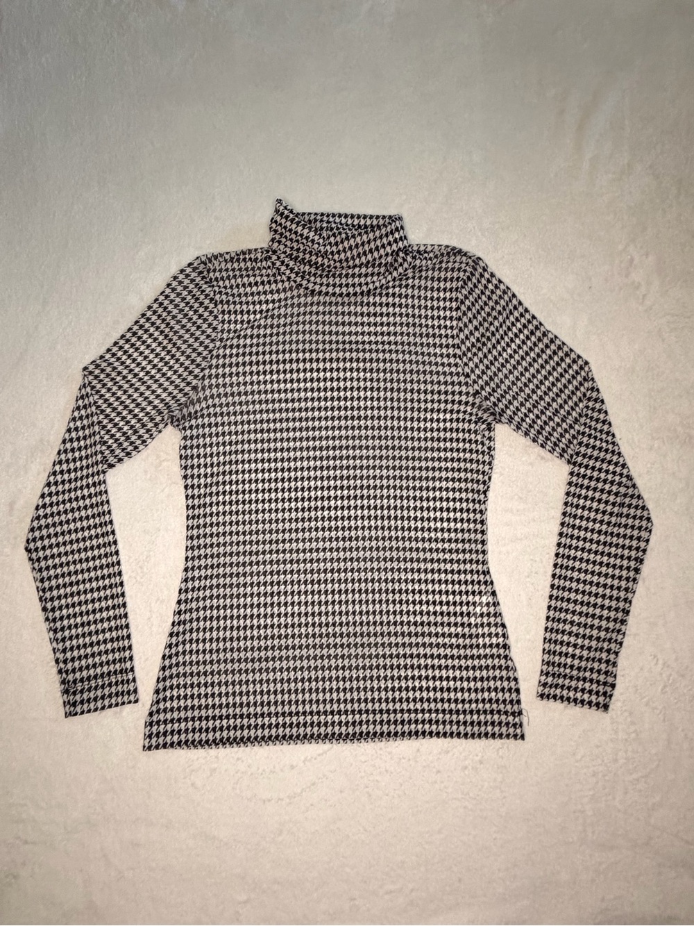 White House Black Market Houndstooth Turtleneck Long-Sleeve Layering Piece